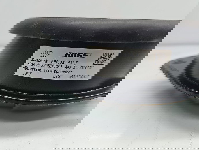 Boxa dreapta fata AUDI A3 Sportback (8PA) [Fabr 2004-2013] 8E0035411B