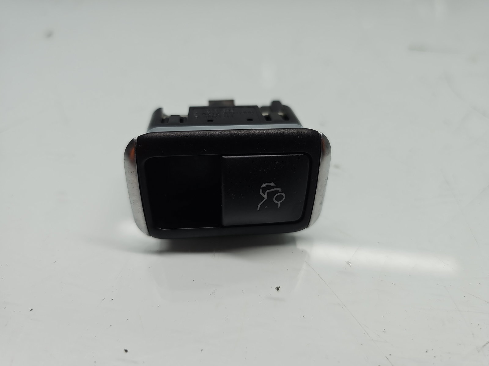 Buton deschidere portbagaj Mercedes Clasa E (W212) [Fabr 2009-2016] A2129056300 - imagine 1