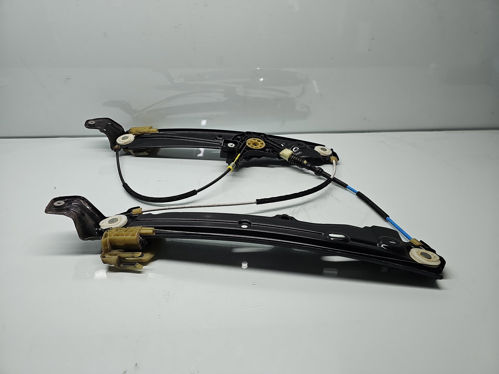 Macara electrica geam stanga fata Bmw 5 (F10) [Fabr 2011-2016] Berlina Pachet M OEM - imagine 1