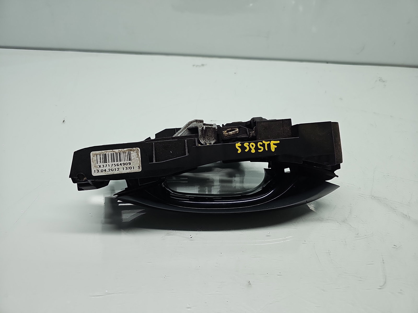 Maner usa stanga fata Bmw 5 (F10) [Fabr 2011-2016] Berlina Pachet M 416 Carbonschwarz Mc - imagine 4