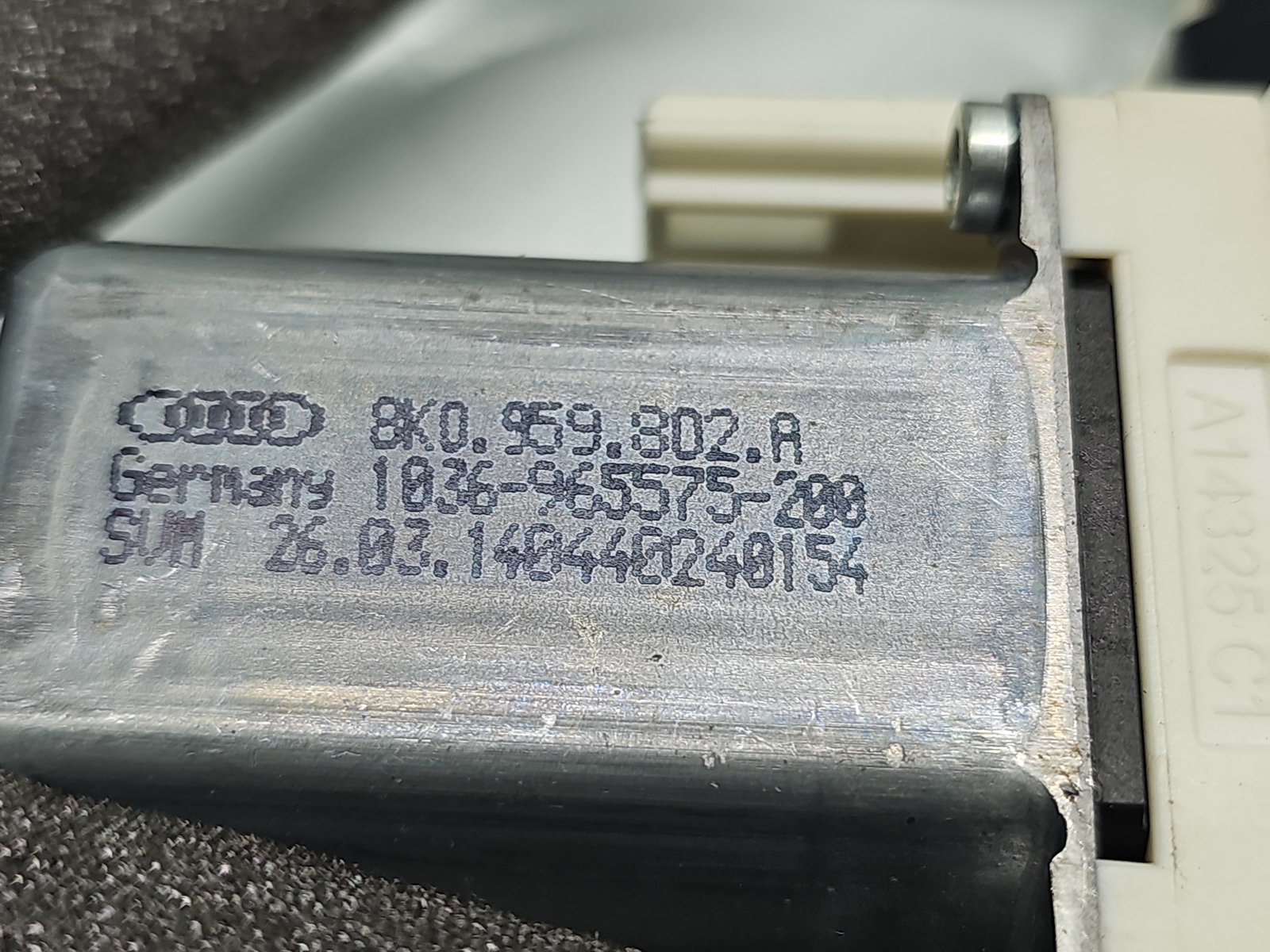 Motoras geam dreapta fata Skoda Superb II (3T5) [Fabr 2009-2015] Break Facelift 8K0959802A - imagine 4