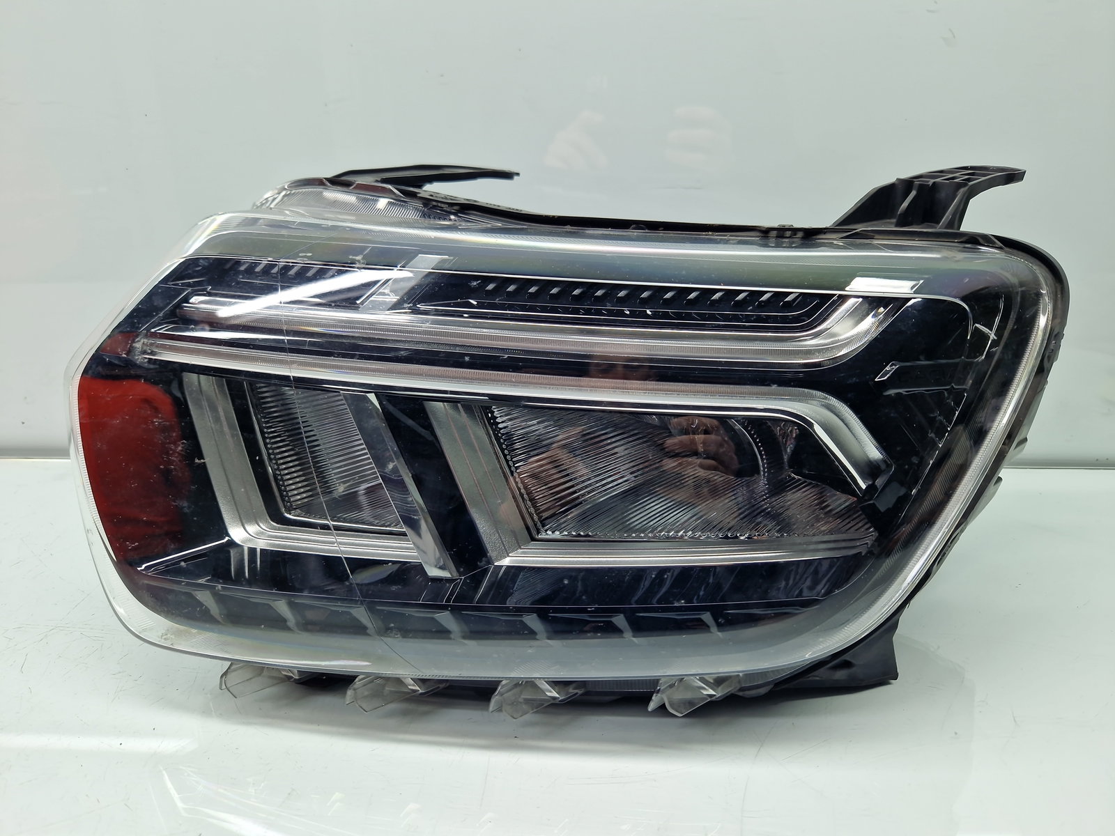 Far stanga Dacia Duster 2 [Fabr 2017-2023] 26060O659R - imagine 1