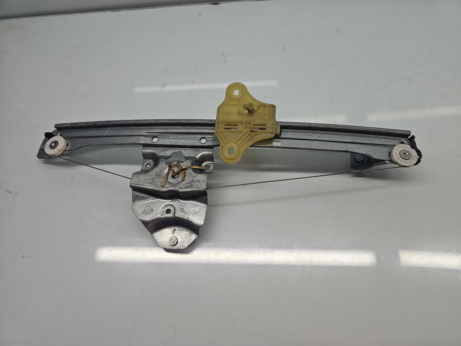 Macara electrica geam stanga fata Renault Clio 4 [Fabr 2012-2020] Hatchback 807213867R - imagine 4