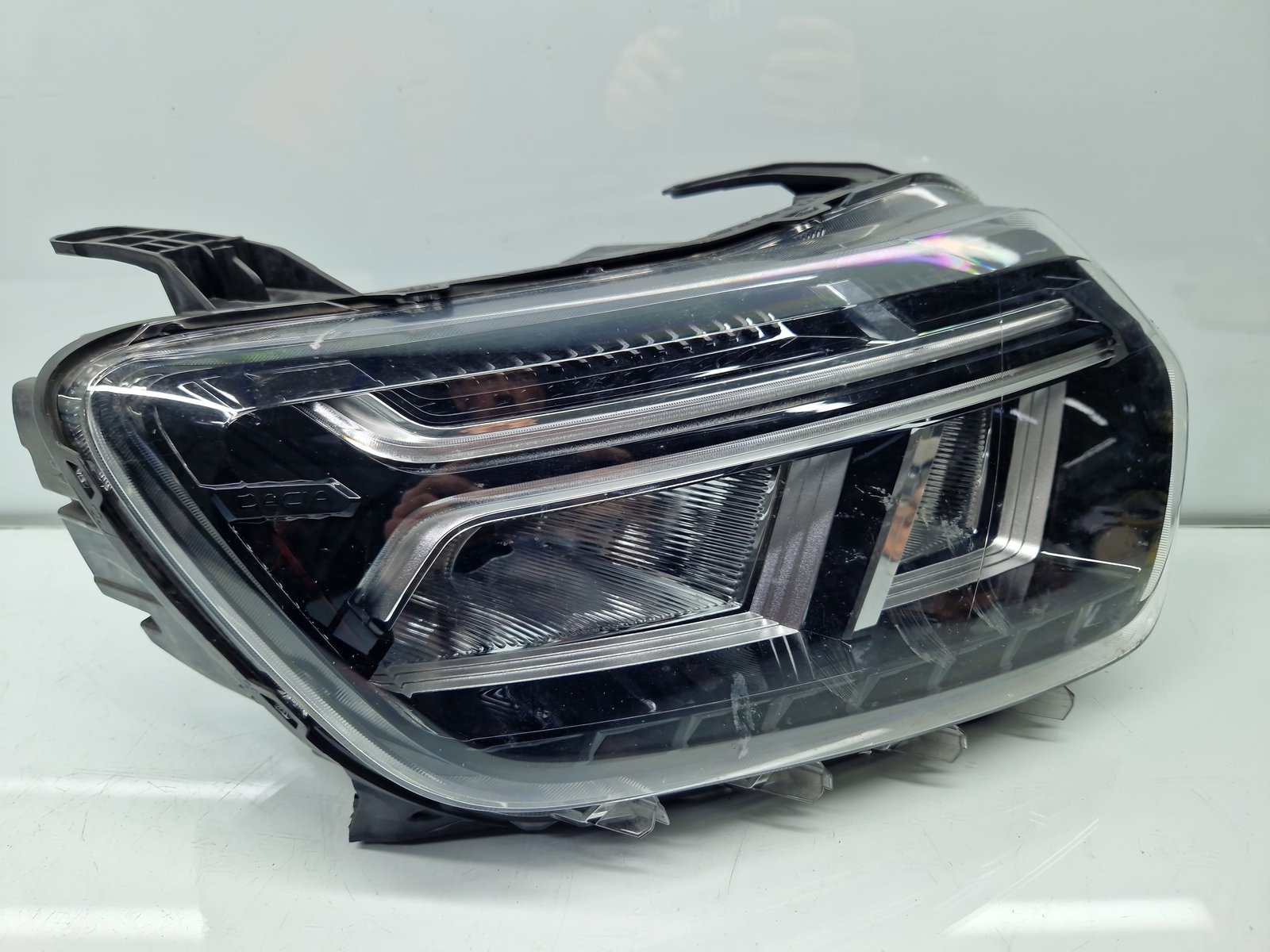 Far dreapta Dacia Duster 2 [Fabr 2017-2023] 260108076R - imagine 1