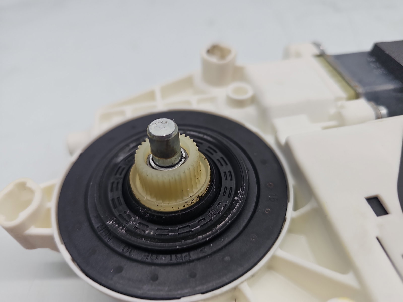 Motoras geam stanga fata AUDI A3 Sportback (8PA) [Fabr 2004-2013] Hatchback 8P0959802Q - imagine 2