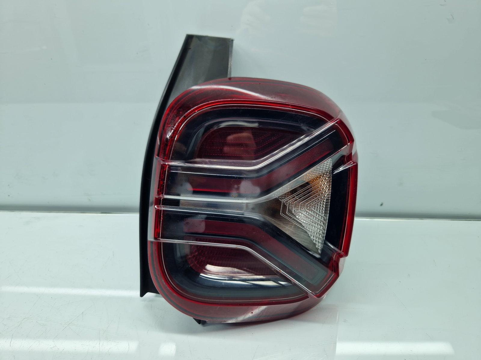 Stop aripa dreapta Dacia Duster 2 [Fabr 2017-2023] 265507316R - imagine 1