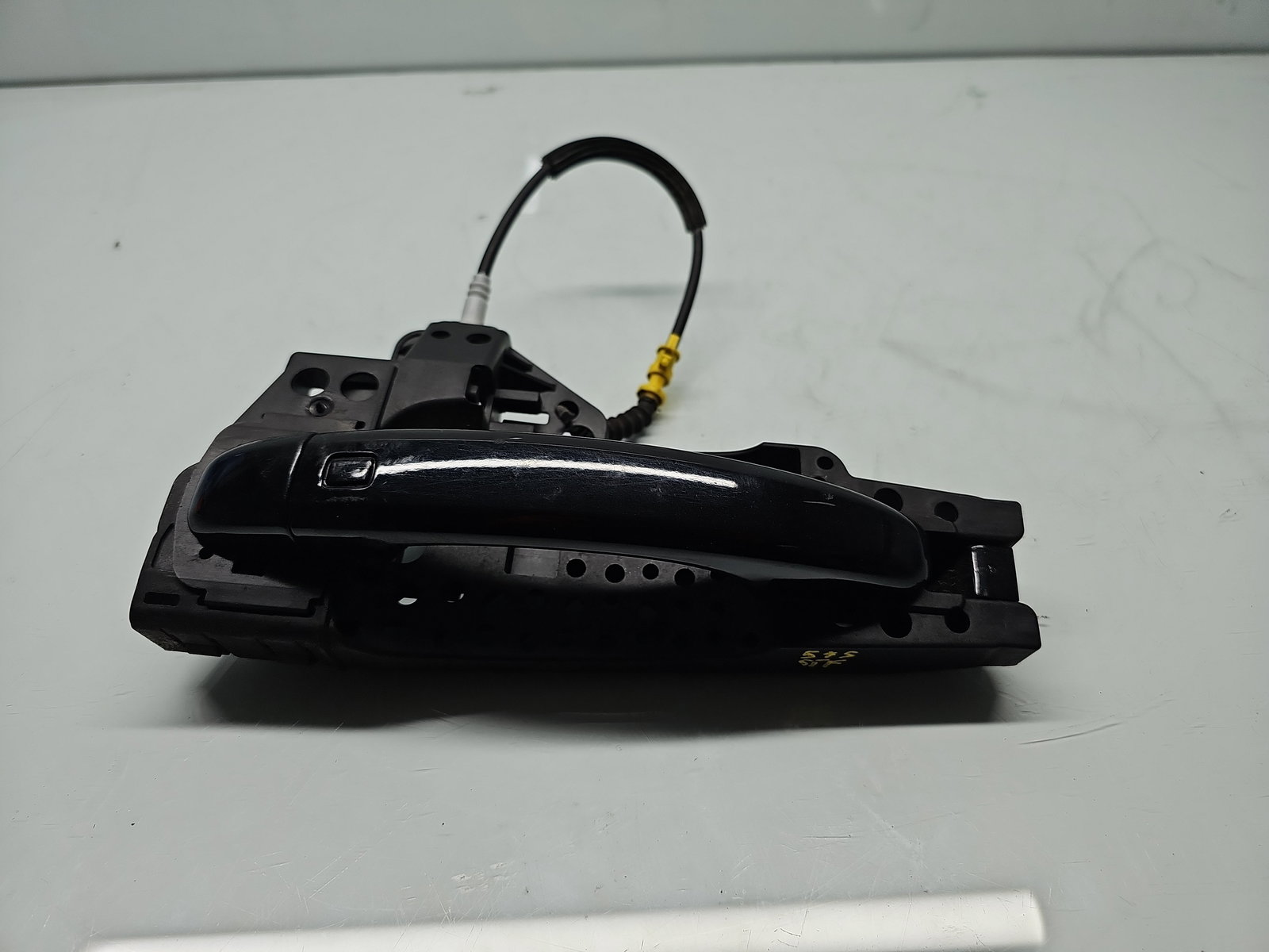 Maner usa stanga fata AUDI A4 (8K2, B8.5) [Fabr 2008-2015] Berlina Facelift LZ9Y - imagine 1