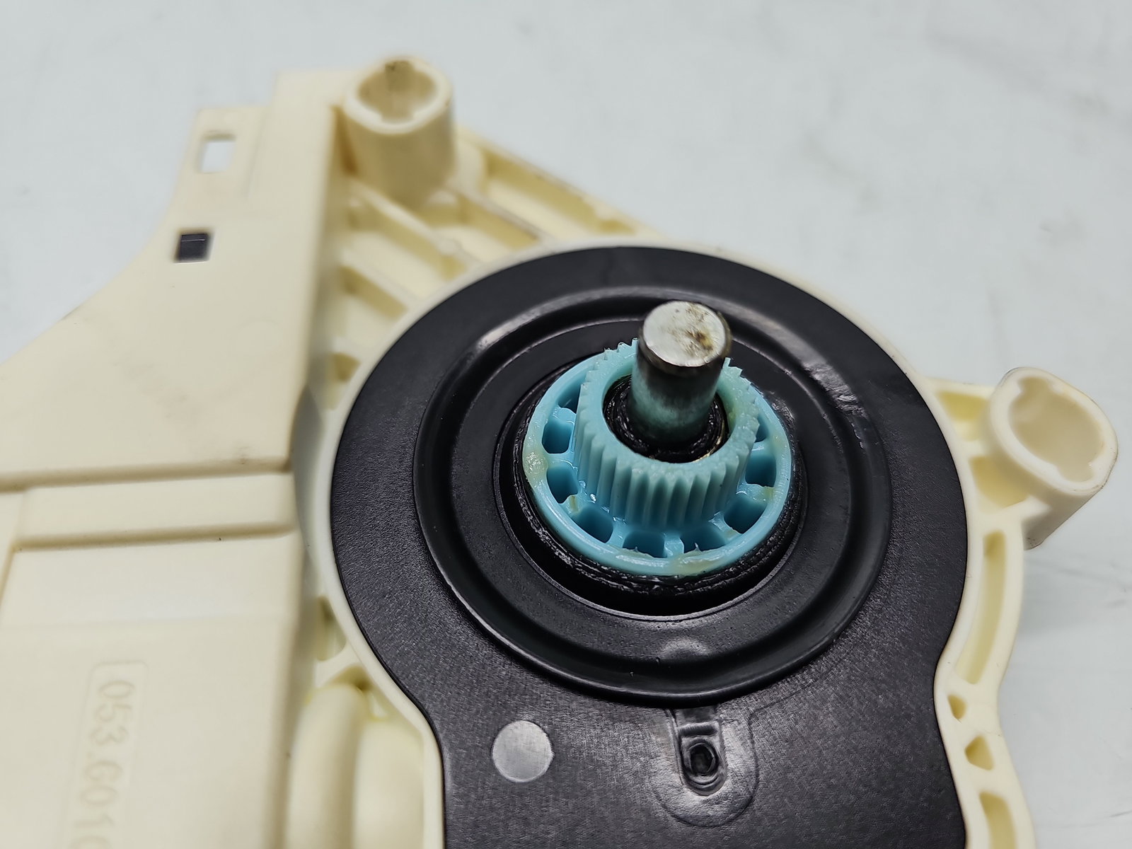 Motoras geam stanga fata AUDI A4 (8K2, B8.5) [Fabr 2008-2015] Berlina Facelift 8K0959801A - imagine 3