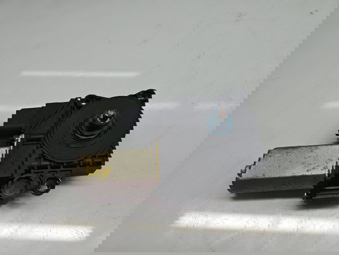 Motoras geam stanga spate Bmw 3 (E91) [Fabr 2005-2011] Break Facelift, Pachet M 9030221