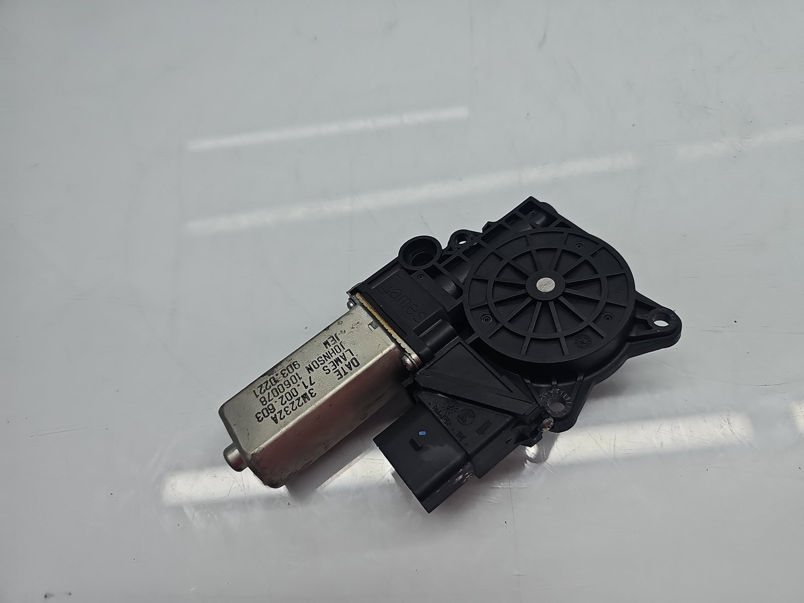 Motoras geam stanga spate Bmw 3 (E91) [Fabr 2005-2011] Break Facelift, Pachet M 9030221 - imagine 4