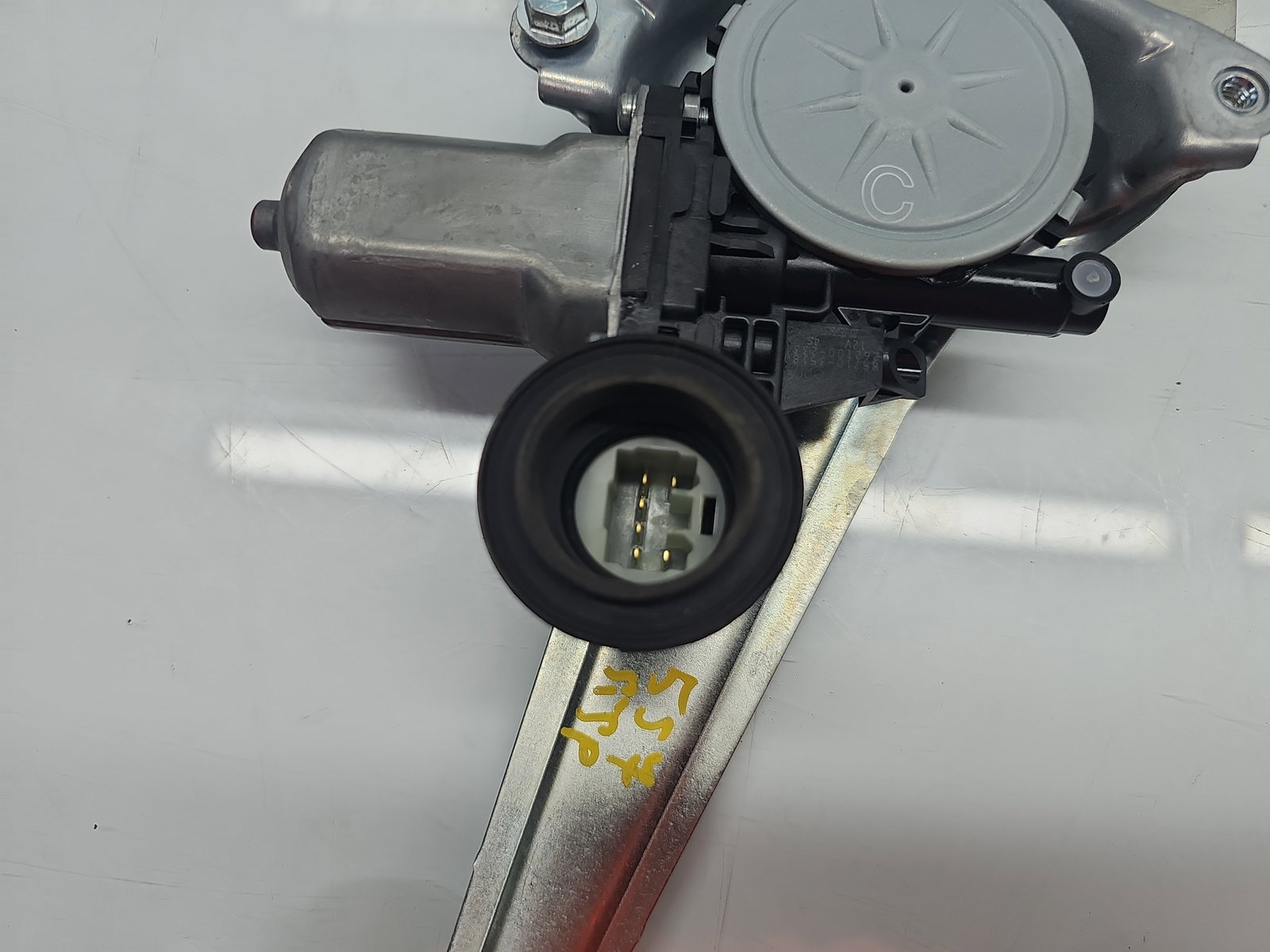 Macara electrica geam stanga spate Toyota Rav 4 IV (ZSA4, ALA4) [Fabr 2013-2018] SUV OEM - imagine 3