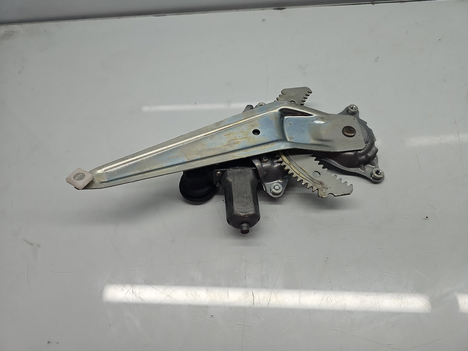 Macara electrica geam stanga spate Toyota Rav 4 IV (ZSA4, ALA4) [Fabr 2013-2018] SUV OEM - imagine 4