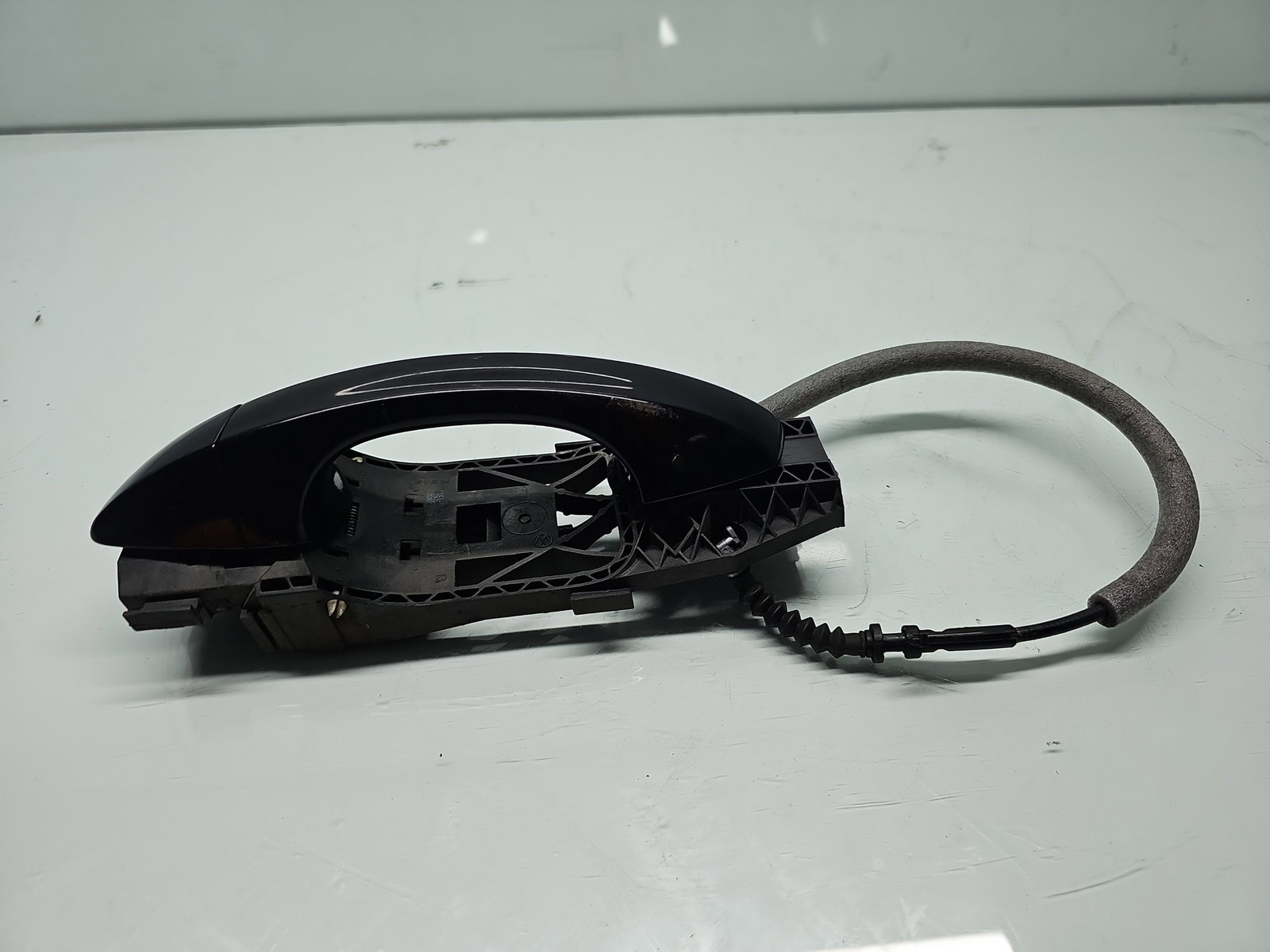 Maner usa stanga fata Volkswagen Golf 7 (5G) [Fabr 2014-prezent] Hatchback L041 - imagine 2