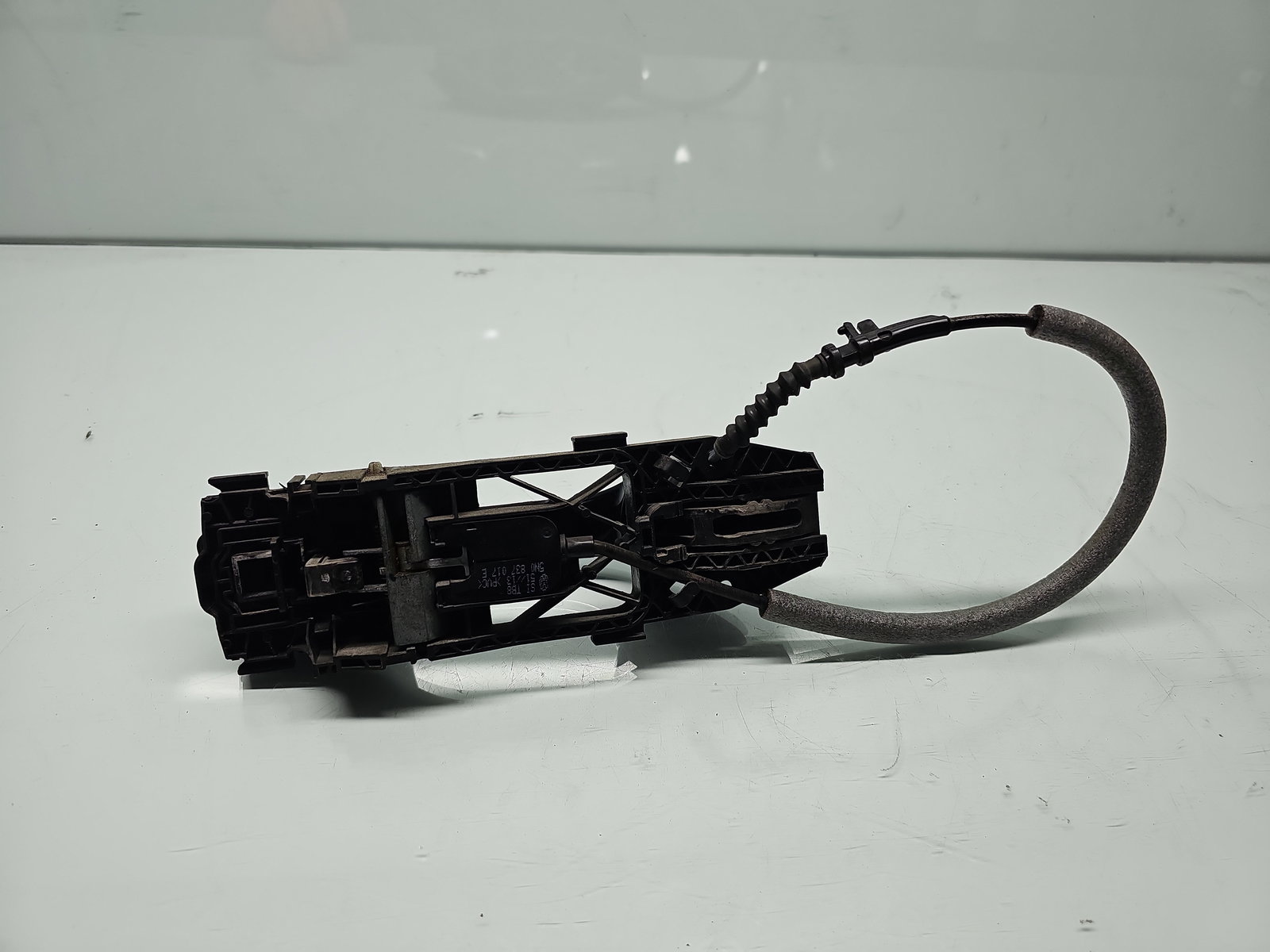 Maner usa stanga fata Volkswagen Golf 7 (5G) [Fabr 2014-prezent] Hatchback L041 - imagine 3