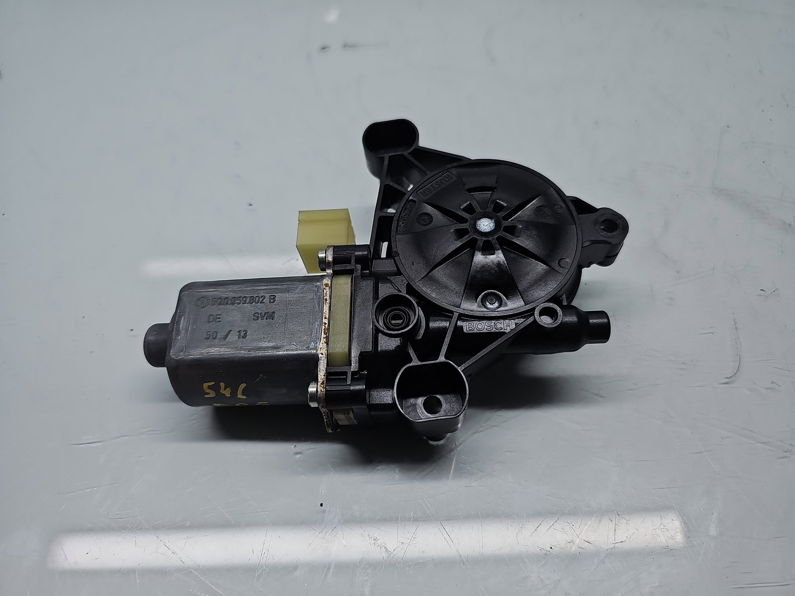 Motoras geam dreapta fata Volkswagen Golf 7 (5G) [Fabr 2014-prezent] Hatchback 5Q0959802B - imagine 1