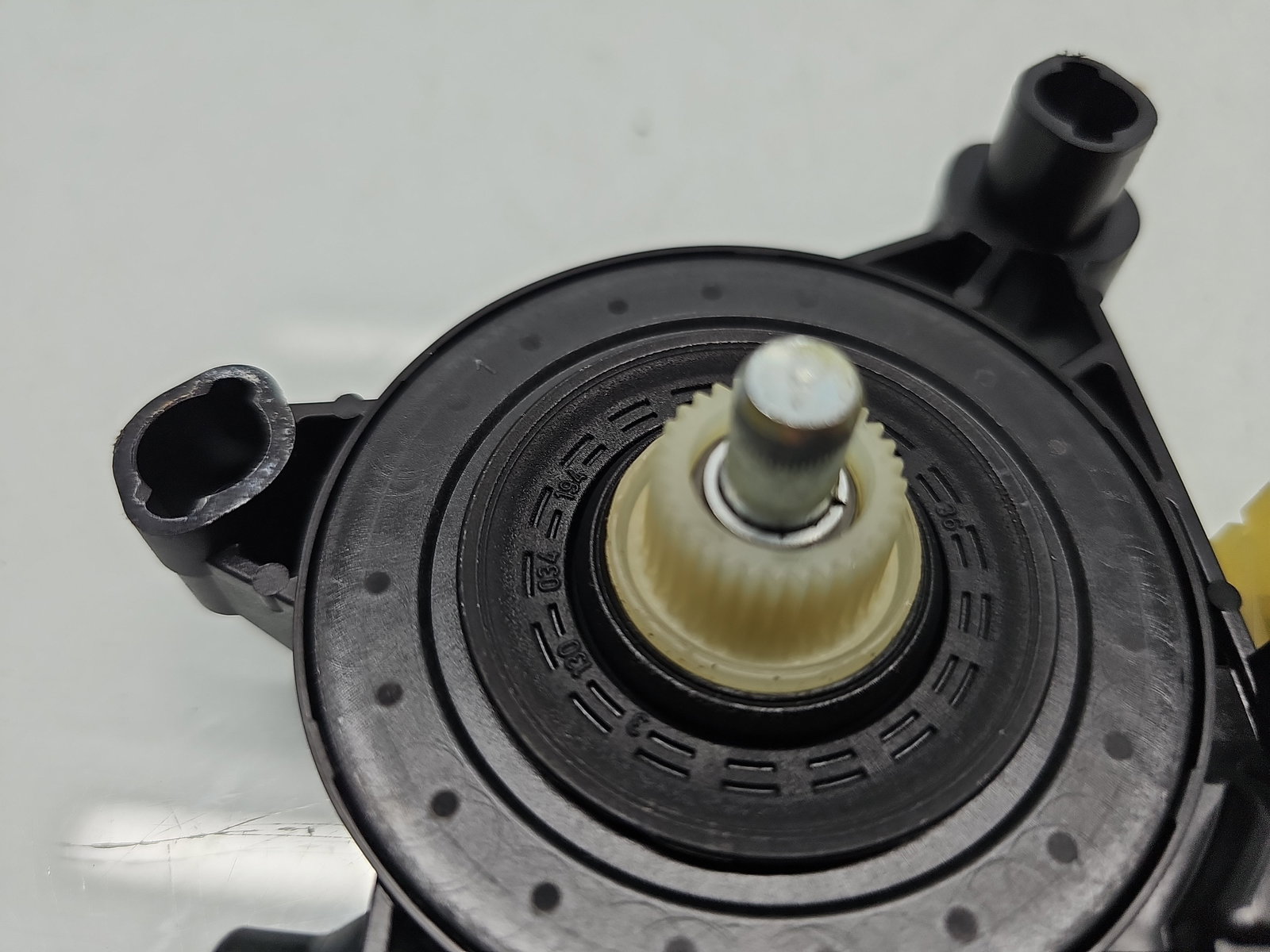 Motoras geam dreapta fata Volkswagen Golf 7 (5G) [Fabr 2014-prezent] Hatchback 5Q0959802B - imagine 4