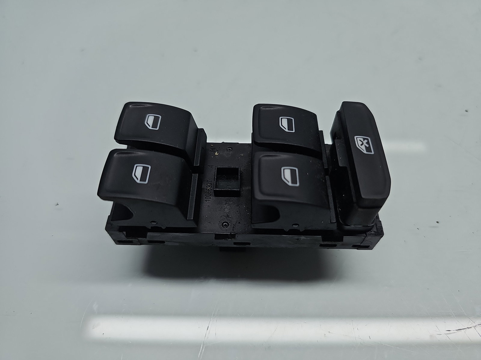 Butoane comanda geamuri sofer Volkswagen Golf 7 (5G) [Fabr 2014-prezent] 5Q0959857B - imagine 1