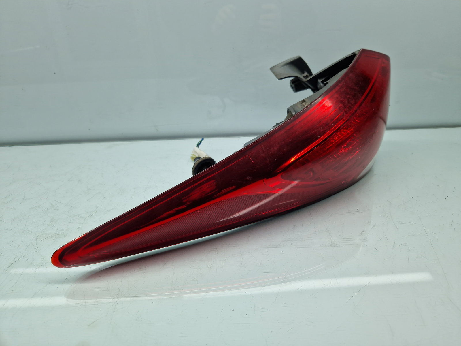 Stop aripa stanga Hyundai i40 Wagon [Fabr 2012-2019] 92401-3Z000 - imagine 2