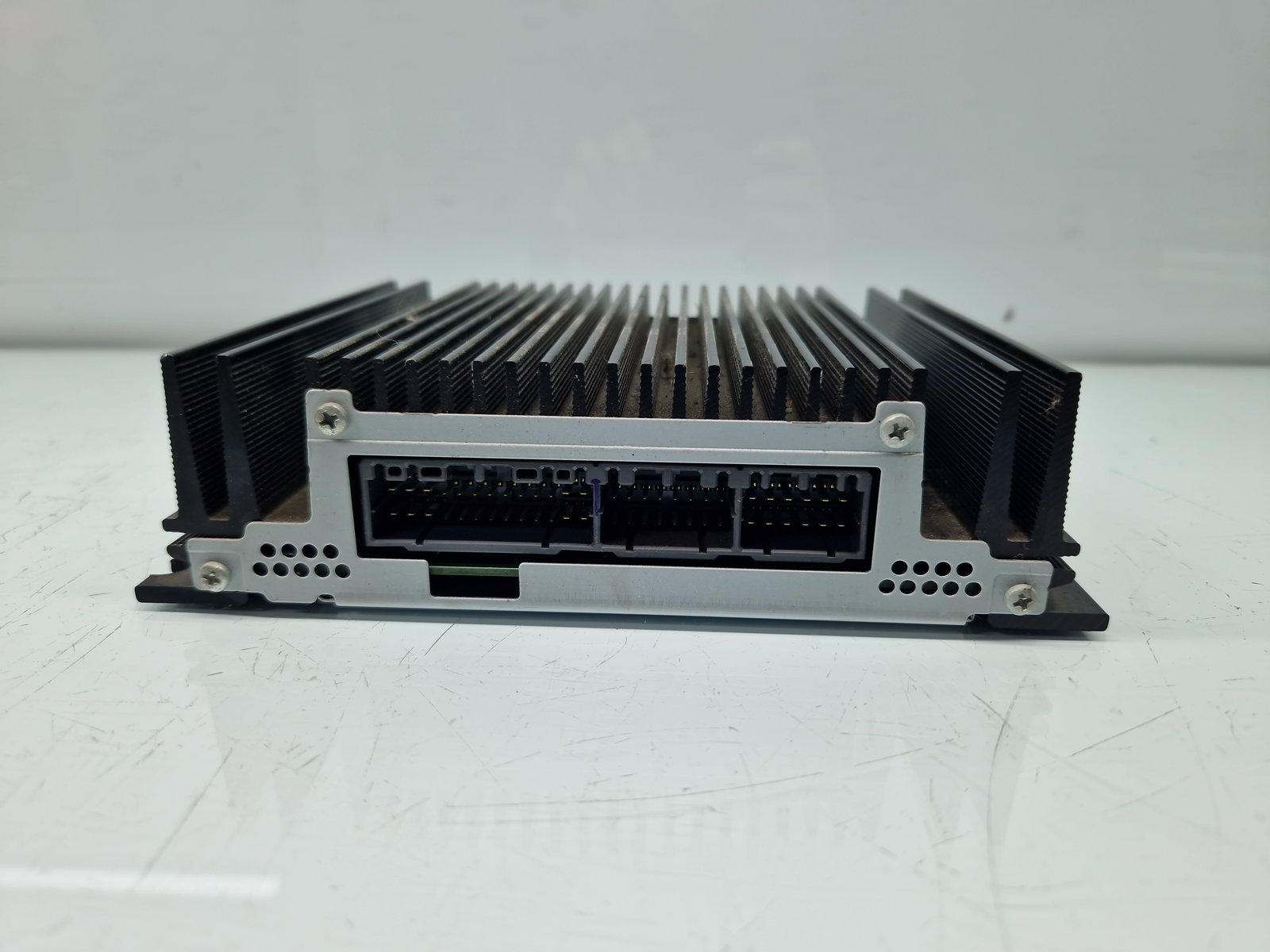 Amplificator audio Hyundai i40 Wagon [Fabr 2012-2019] 963703Z101 - imagine 3