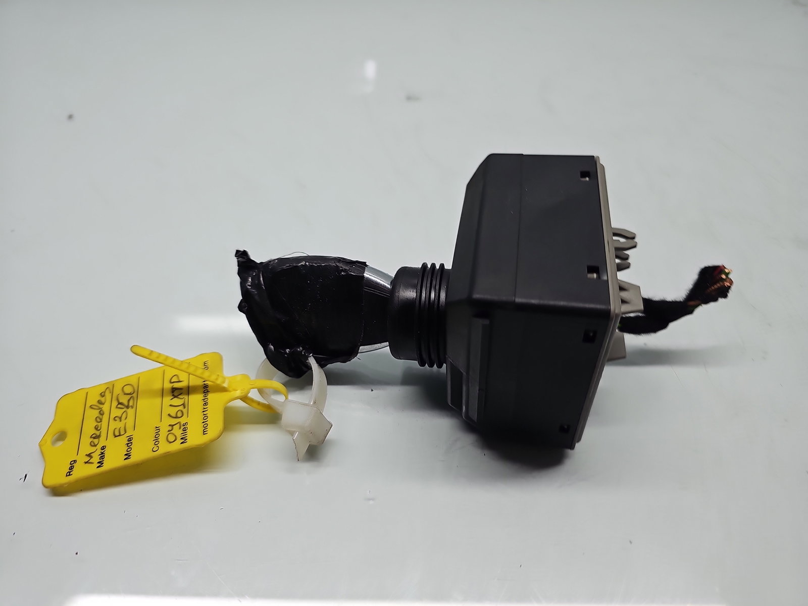 Contact cu cheie Mercedes Clasa E (W212) [Fabr 2009-2016] A2129055400 3.0 CDI 642852 195KW / 265CP - imagine 1