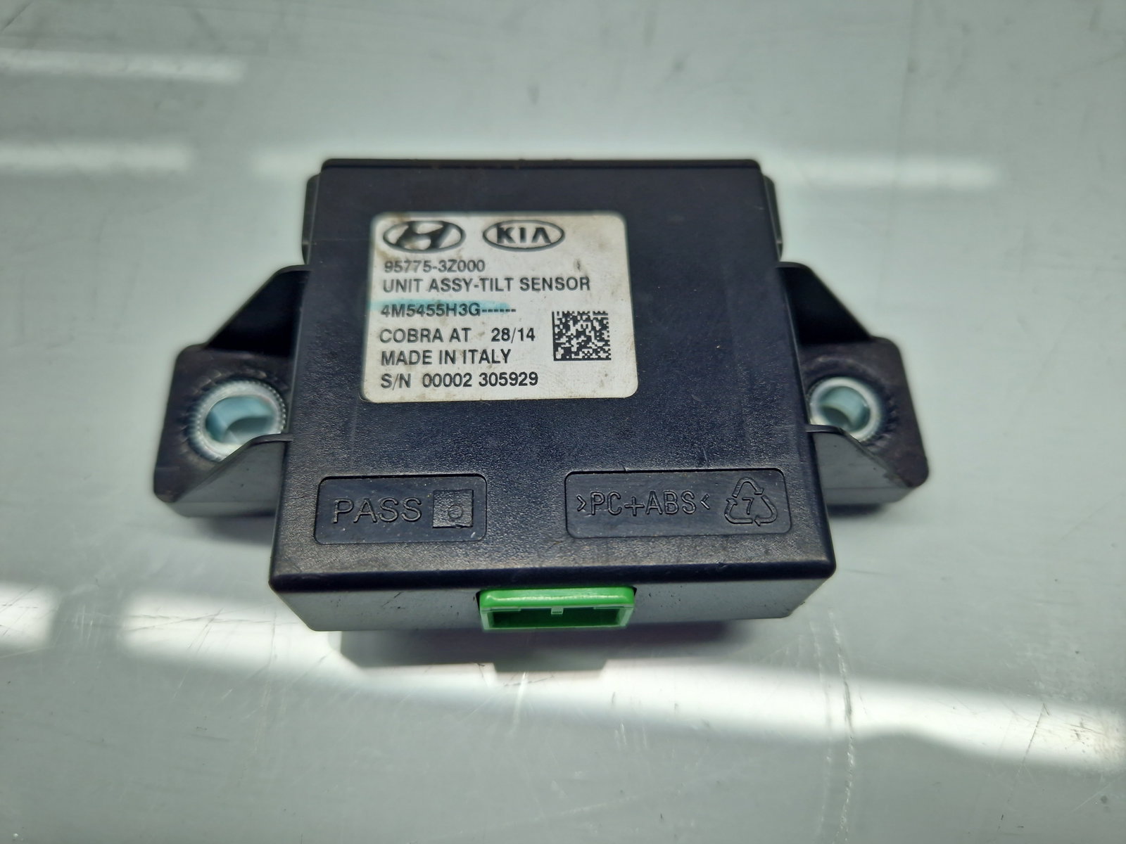 Modul confort Hyundai i40 Wagon [Fabr 2012-2019] 95775-3Z000 - imagine 1