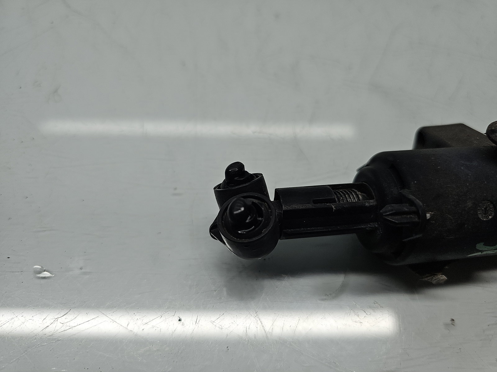 Spalator far stanga Mercedes Clasa E (W212) [Fabr 2009-2016] A2128600147 - imagine 2