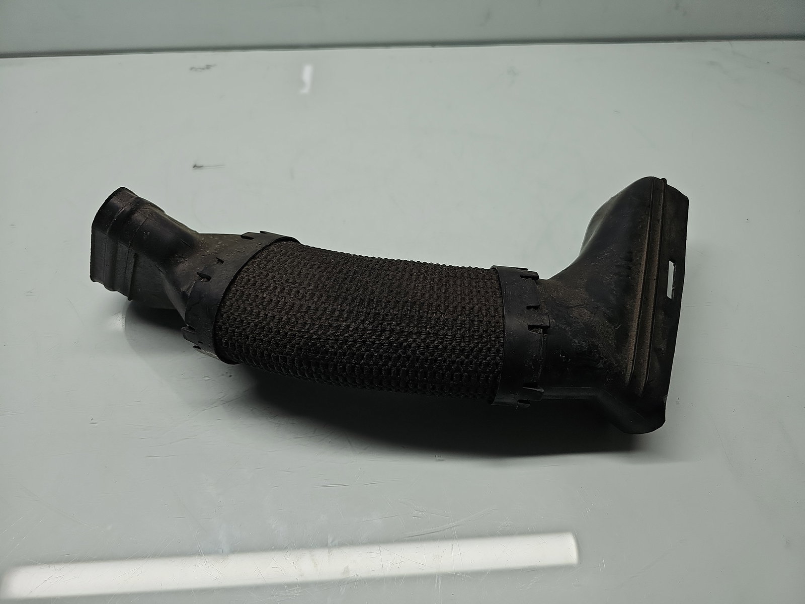 Tub admisie aer Mercedes Clasa E (W212) [Fabr 2009-2016] A6420945697 3.0 CDI 642852 195KW / 265CP - imagine 1