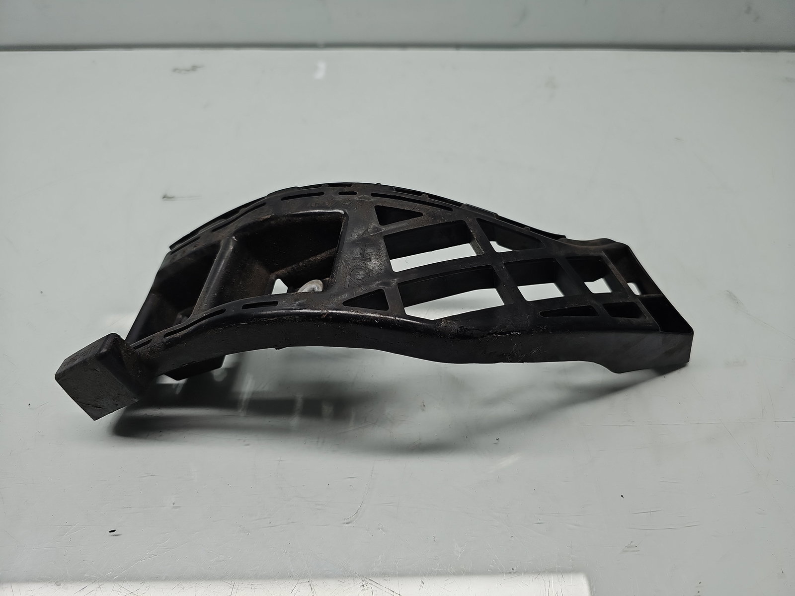 Suport bara dreapta spate Mercedes Clasa E (W212) [Fabr 2009-2016] Break AMG A2128850865 - imagine 1