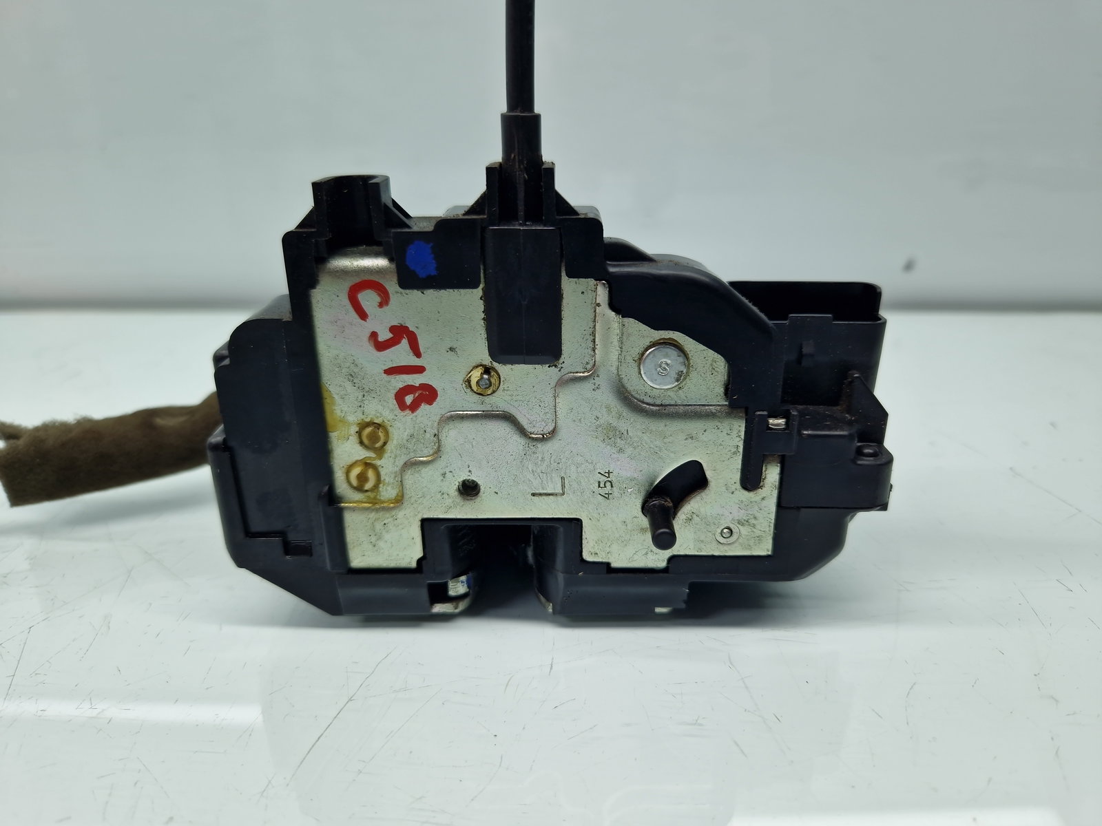 Broasca usa stanga spate Nissan X-Trail (T32) [Fabr 2013-prezent] OEM - imagine 1