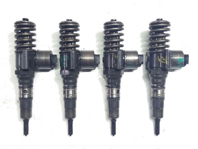 Injector 03G130073G Audi A4 (8EC, B7) [Fabr 2004-2008] 2.0 BLB