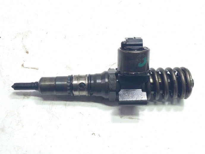 Injector 03G130073G Audi A4 (8EC, B7) [Fabr 2004-2008] 2.0 BLB