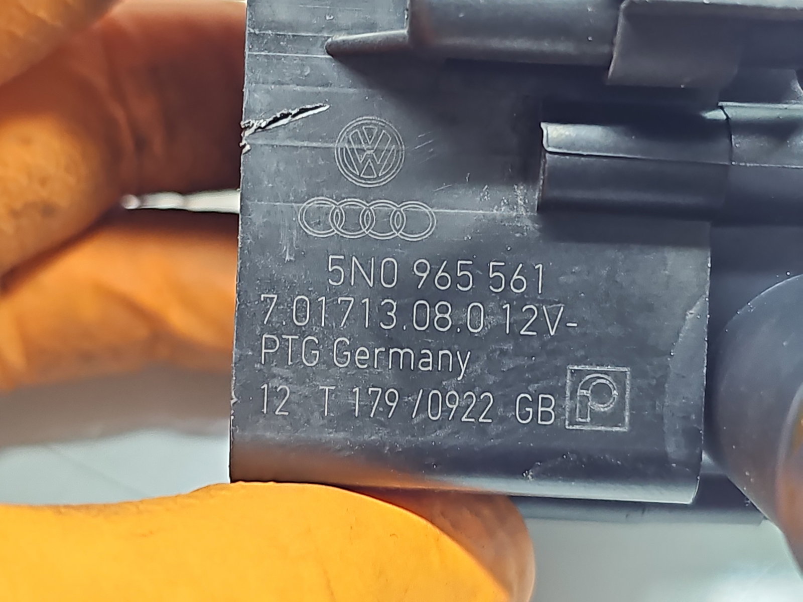 Pompa recirculare apa AUDI A3 Sportback (8PA) [Fabr 2004-2013] 5N0965561 2.0 TDI CFFB 103KW / 140CP - imagine 5