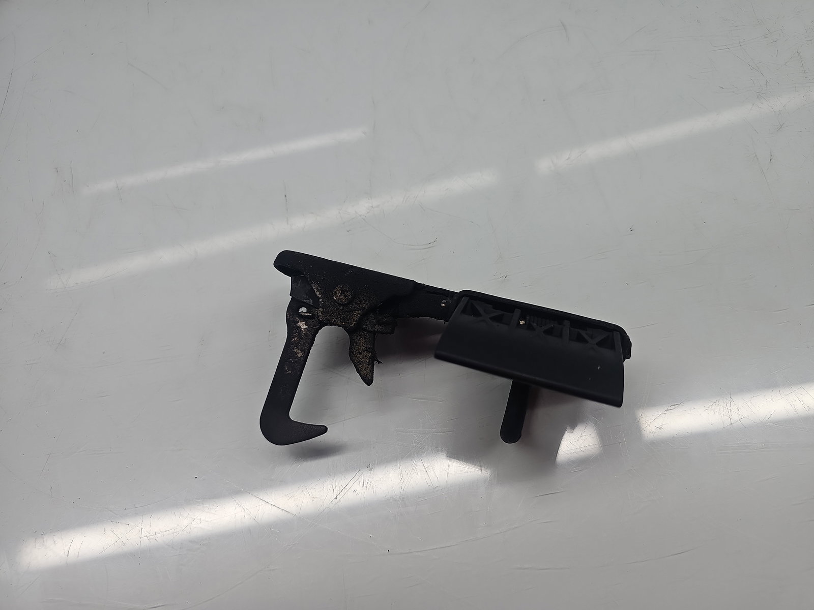 Maner deschidere capota Volkswagen Passat B7 (365) [Fabr 2010-2014] Break OEM - imagine 3