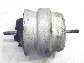 Suport motor 8E0199379D Audi A4 (8EC, B7) [Fabr 2004-2008] 2.0 BLB