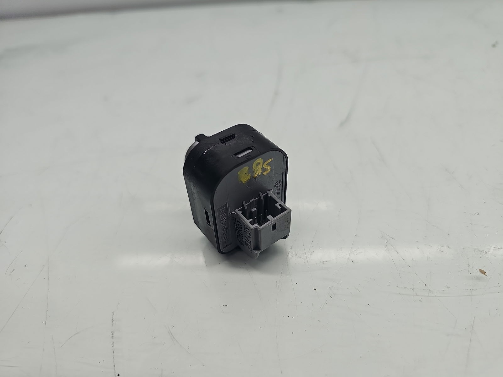 Buton reglaj oglinzi AUDI A1 (8X1) [Fabr 2010-2018] 4F0959565 - imagine 3