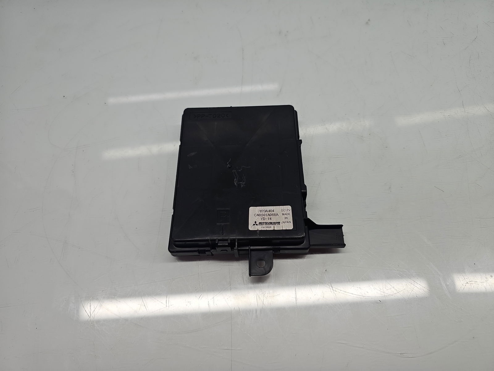 Modul confort MITSUBISHI Outlander III [Fabr 2012-2014] 7820A404 - imagine 1