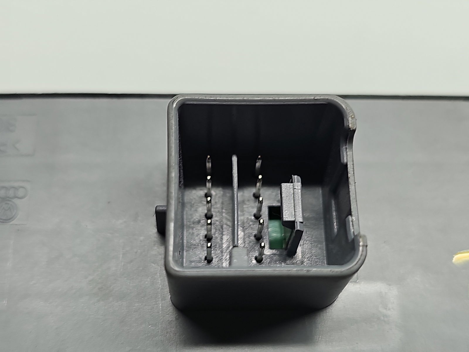 Butoane comanda geamuri sofer Skoda Octavia 2 (1Z3) [Fabr 2004-2013] 1Z0959858B - imagine 3