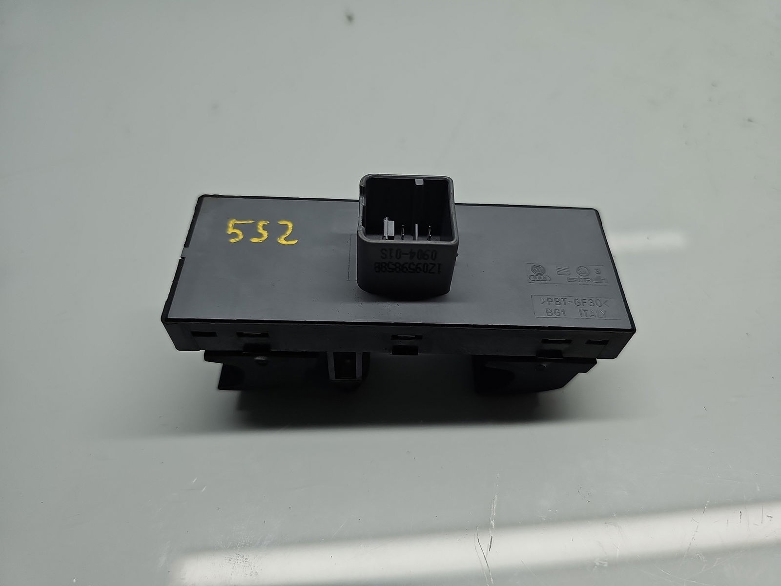 Butoane comanda geamuri sofer Skoda Octavia 2 (1Z3) [Fabr 2004-2013] 1Z0959858B - imagine 4