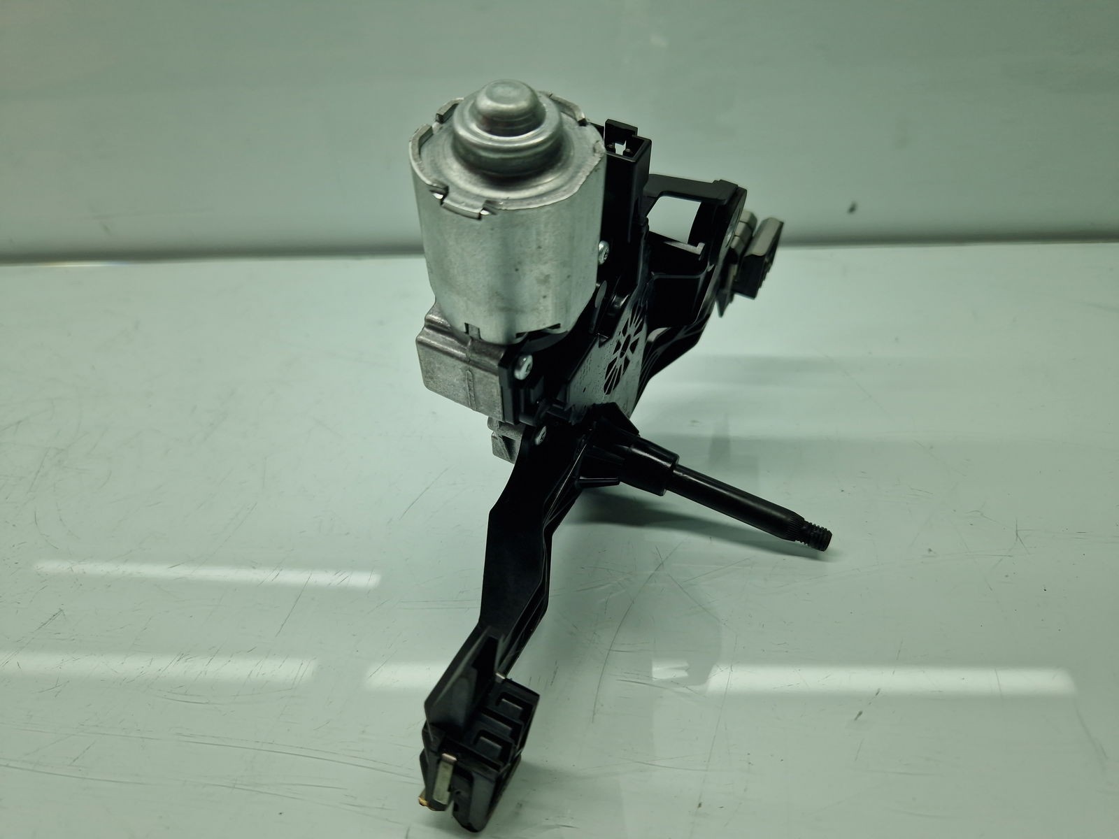 Motoras stergator haion Opel Corsa E [Fabr 2014-prezent] 39176498 - imagine 4