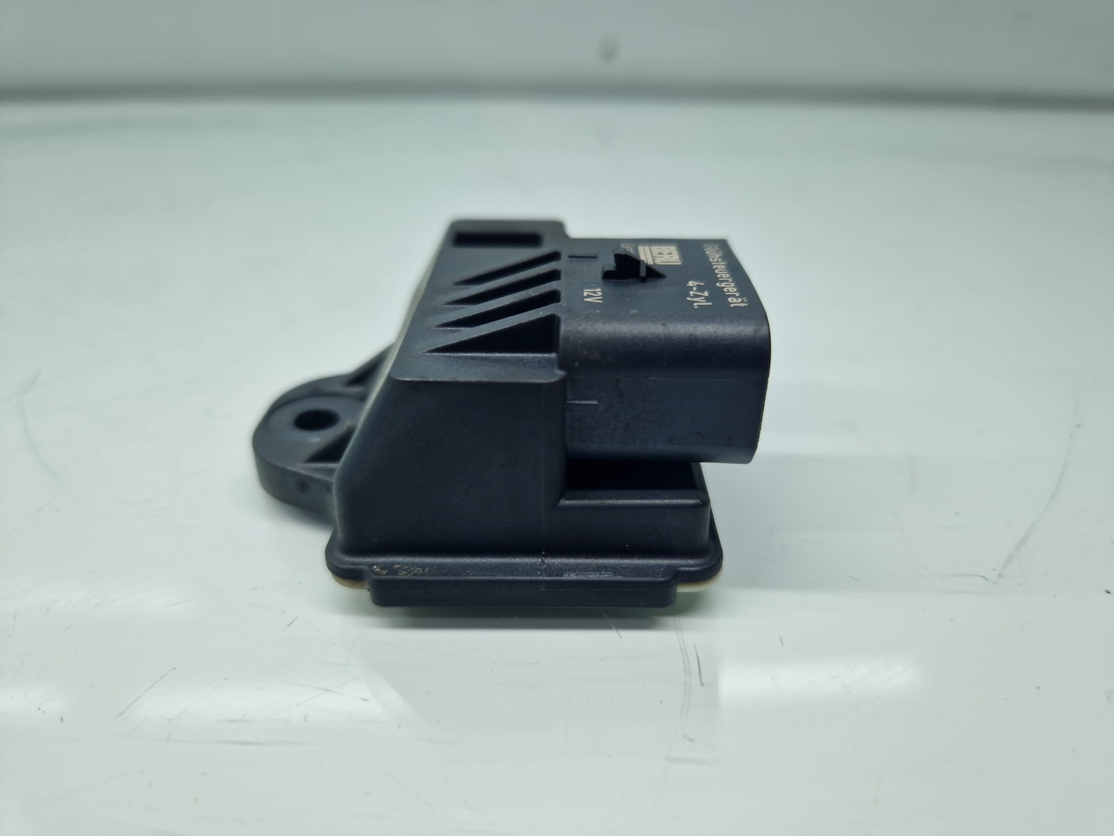 Releu bujii Bmw 5 (F10) [Fabr 2011-2016] 857008702 - imagine 4