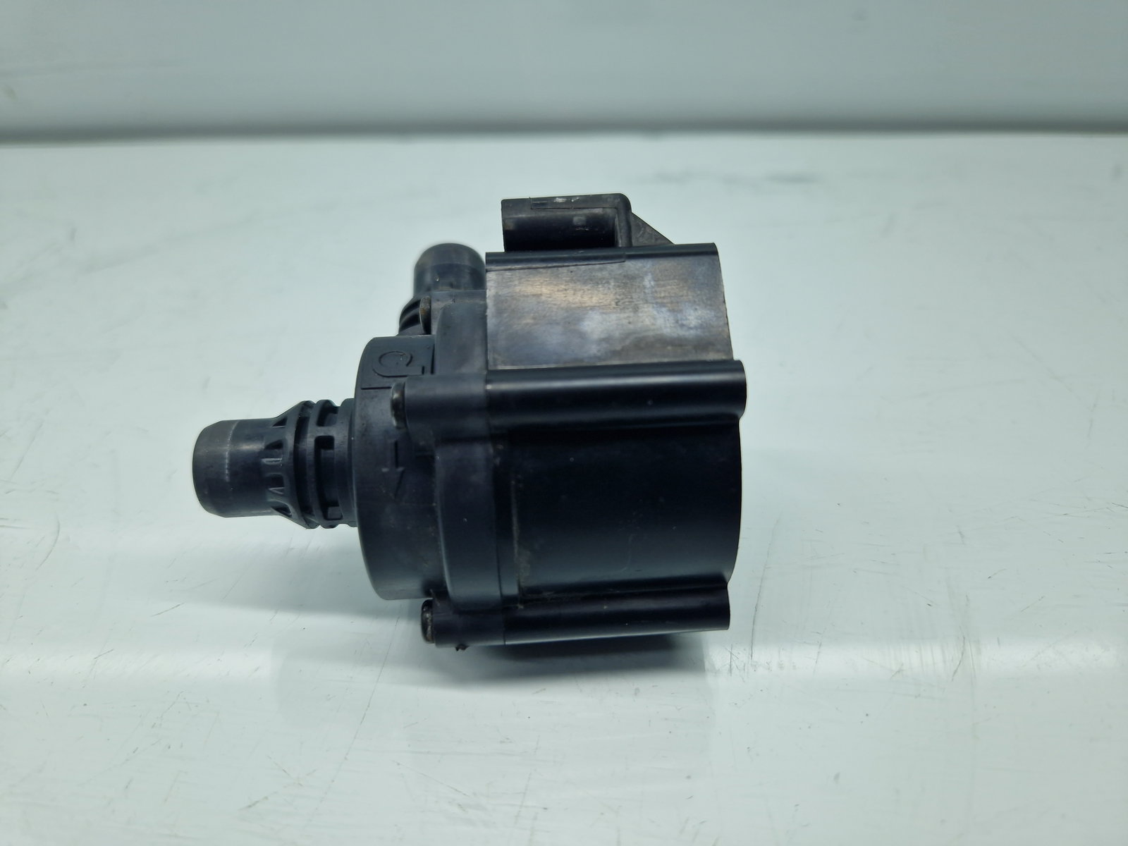 Pompa recirculare apa Bmw 5 (F10) [Fabr 2011-2016] 704125200 2.0 N47D20 135KW / 184CP - imagine 4