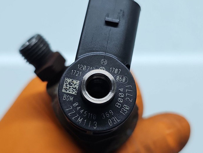 Injector AUDI A4 (8K2, B8) [Fabr 2008-2015] 03L130277J, 0445110369 2.0 TDI CFFB 103KW / 140CP