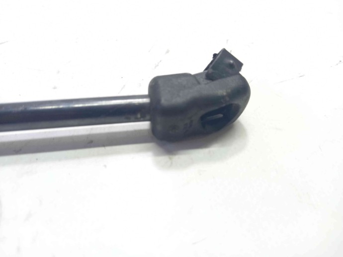 Amortizor capota OEM Audi A4 (8EC, B7) [Fabr 2004-2008] 2.0 BLB