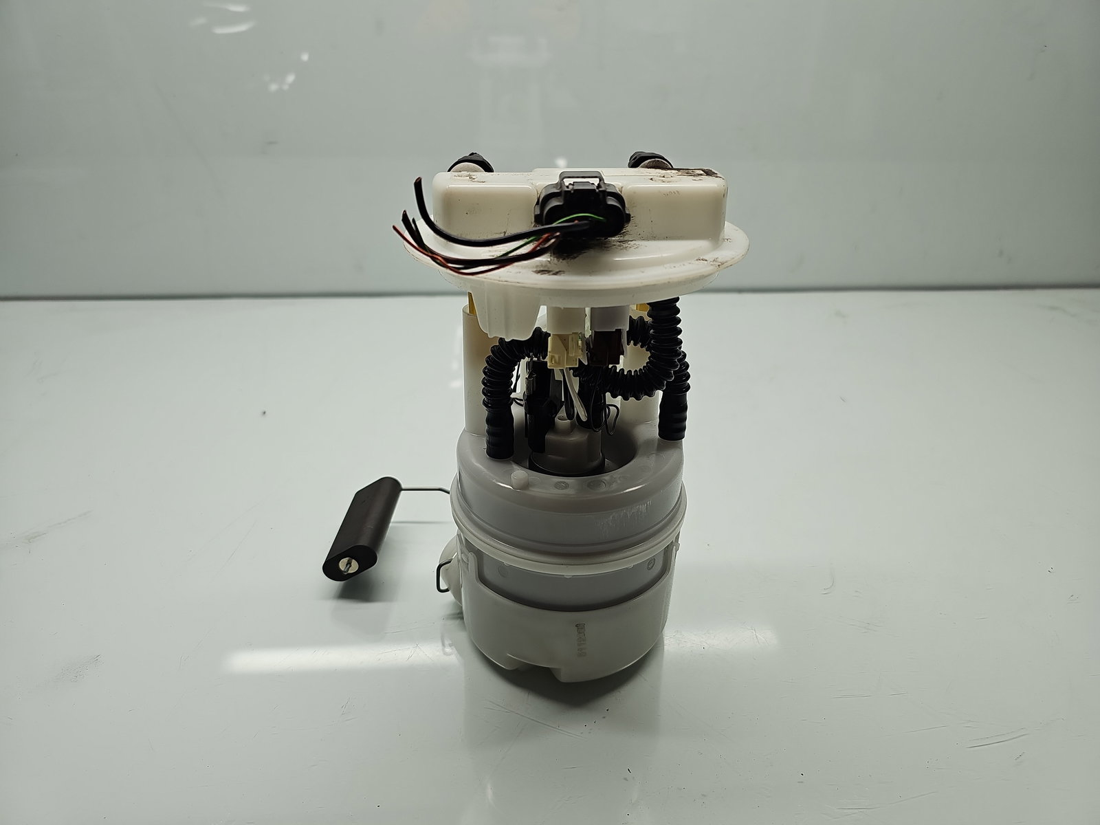 Pompa combustibil Renault Clio 4 [Fabr 2012-2020] OEM 0.9 TCe H4BT 66KW / 90CP - imagine 1