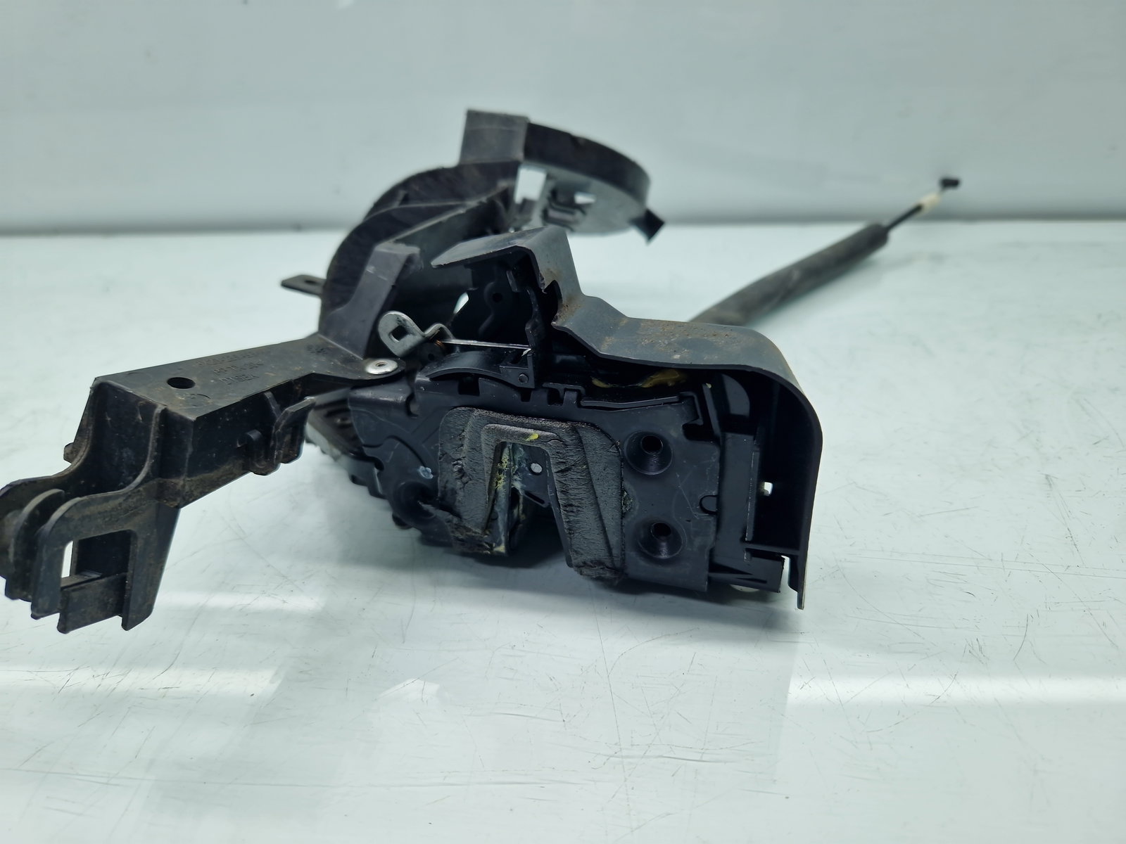 Broasca usa stanga spate Jaguar XF (X250) [Fabr 2008-2015] Facelift 7H5A-26413-AC - imagine 1