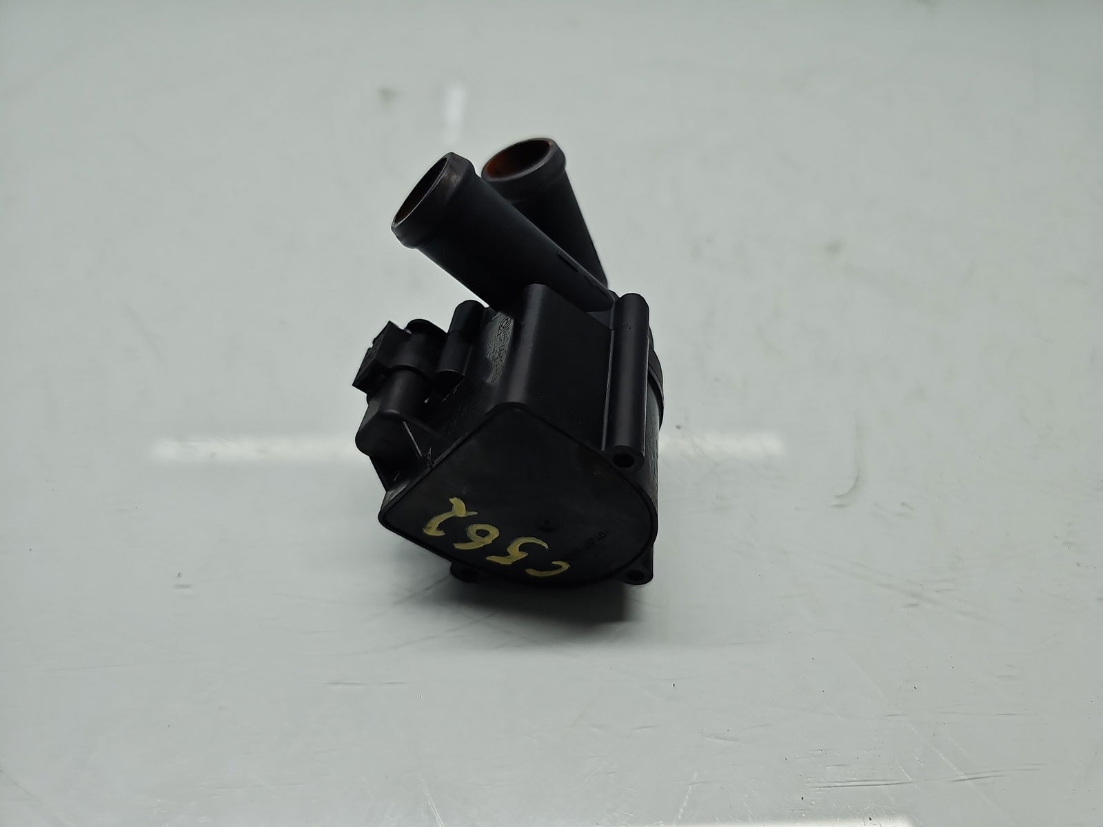 Pompa recirculare apa Volkswagen Tiguan (5N) [Fabr 2007-2016] 5N0965561 2.0 TDI CFFB 103KW / 140CP - imagine 4