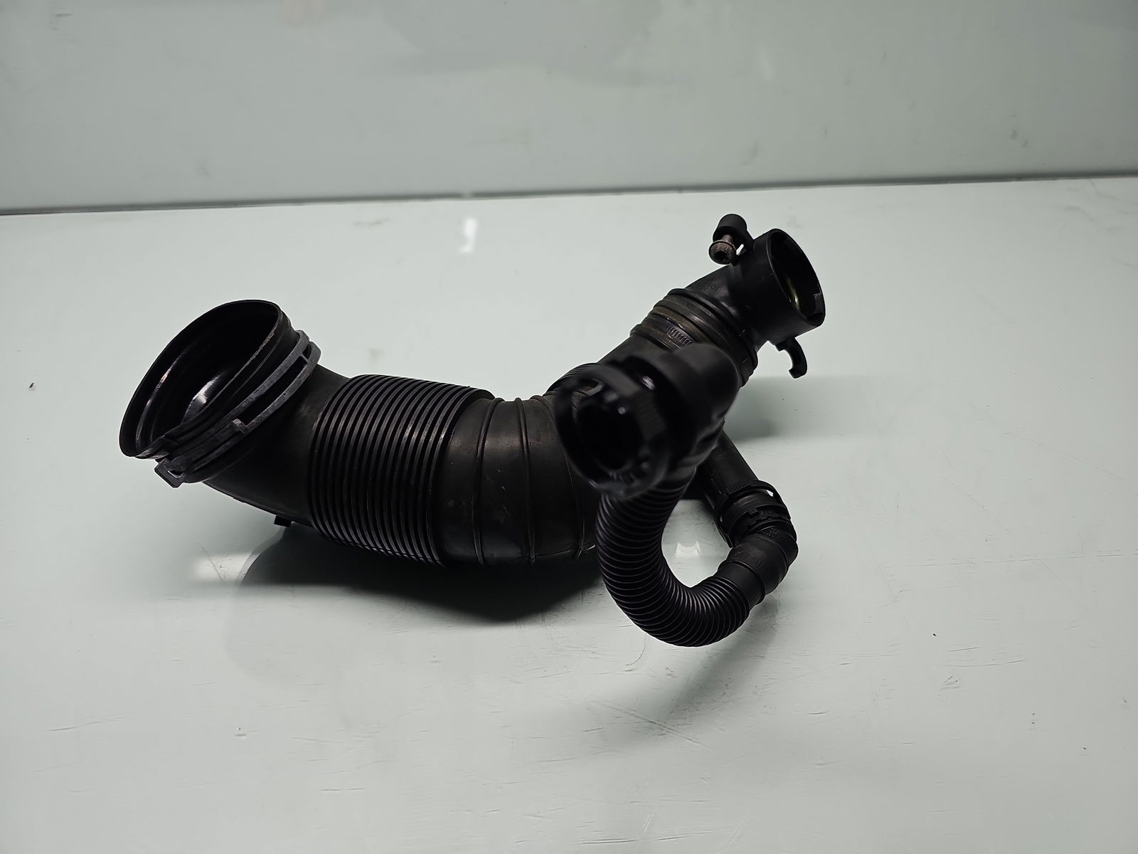 Tub admisie aer Volkswagen Passat B7 (362) [Fabr 2010-2014] 3C0129654P 2.0 TDI CFFB 103KW / 140CP - imagine 1