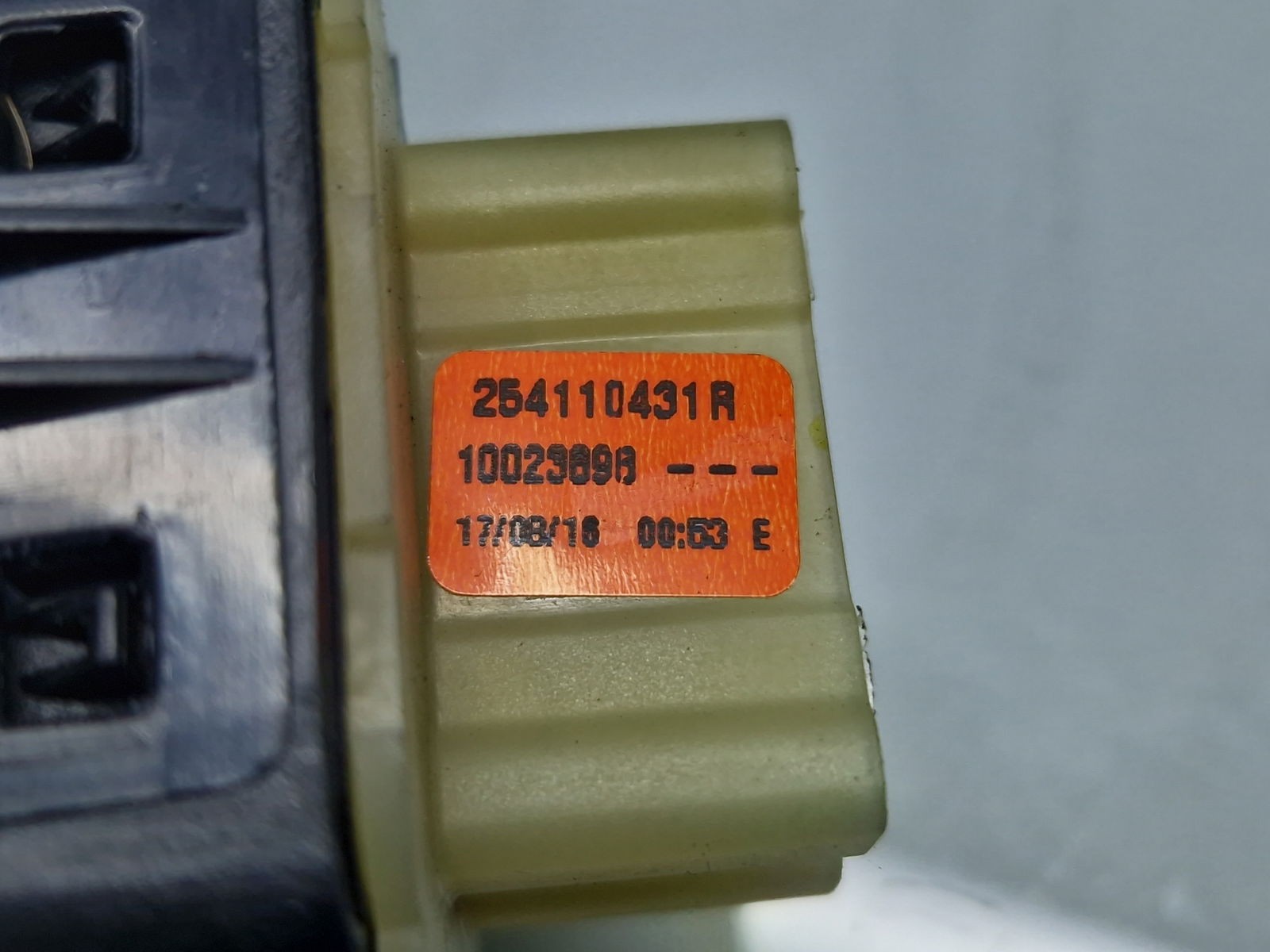 Butoane comanda geamuri sofer Dacia Lodgy [Fabr 2012-prezent] 254110431R - imagine 2