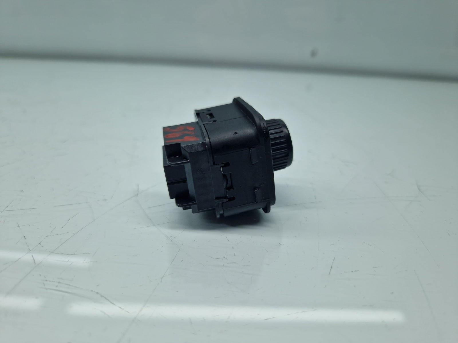 Buton reglaj oglinzi Volkswagen Tiguan (5N) [Fabr 2007-2016] 1K0959565L - imagine 4