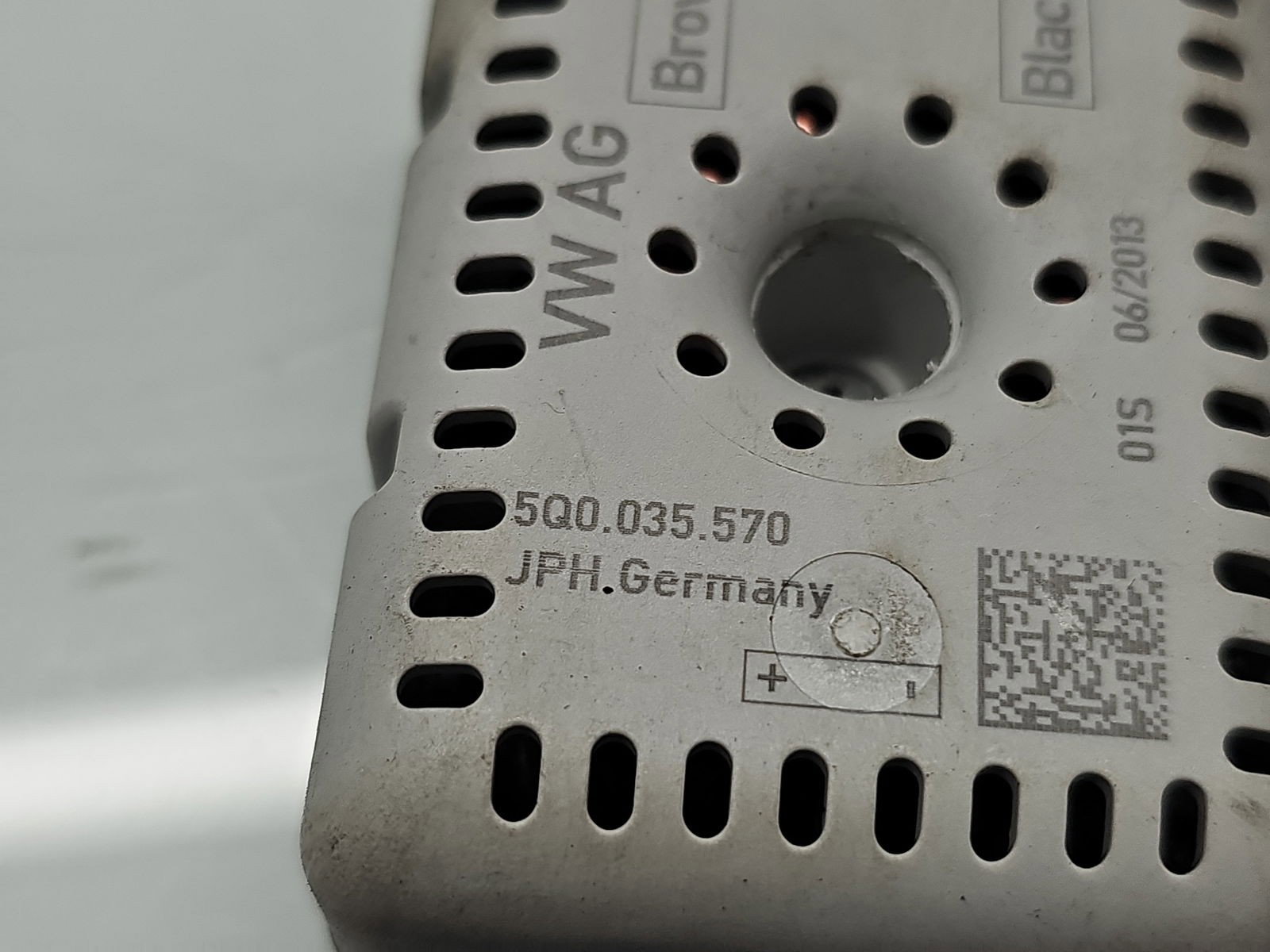 Amplificator antena Seat Leon (5F1) [Fabr 2012-2018] 5Q0035570 - imagine 2